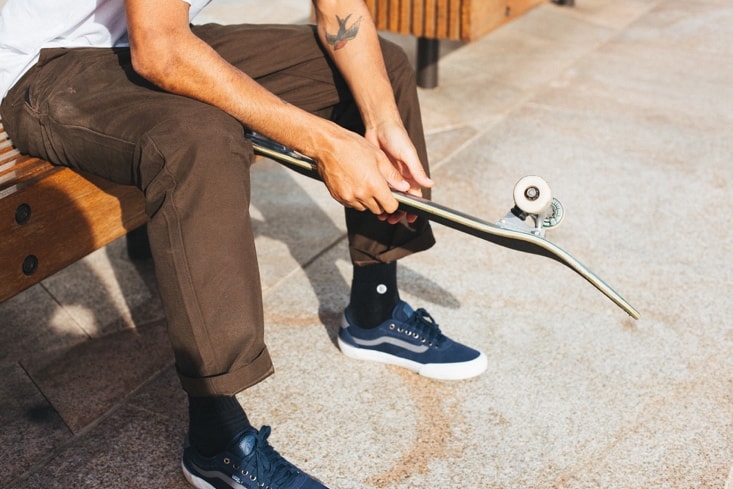 vans authentic chino glide pro