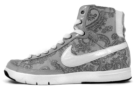 Nike Womens Blazer Mid Plus | HYPEBEAST