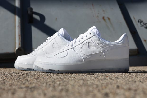 NIKE AIR FORCE 1 LOW outlet PREMIUM WHITE