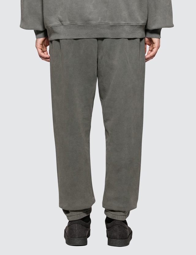 sweatpants with yeezys