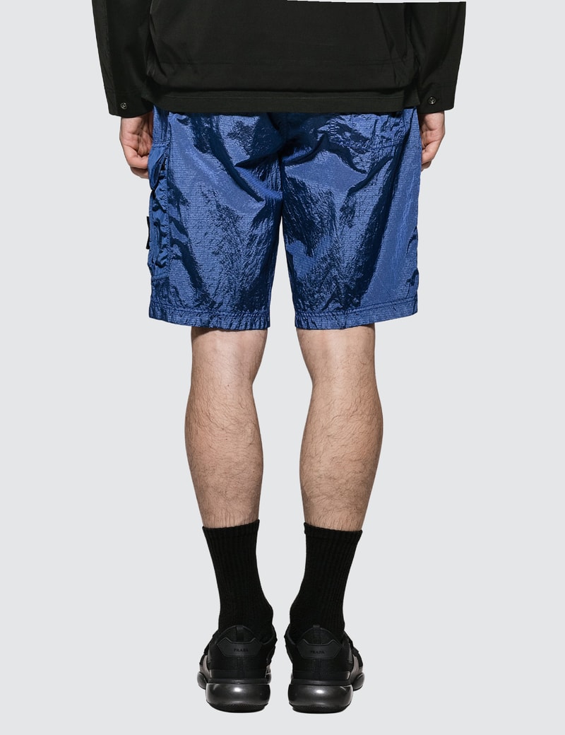 navy blue stone island shorts