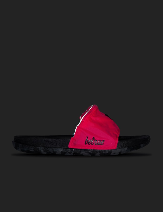 nike offcourt slide betrue