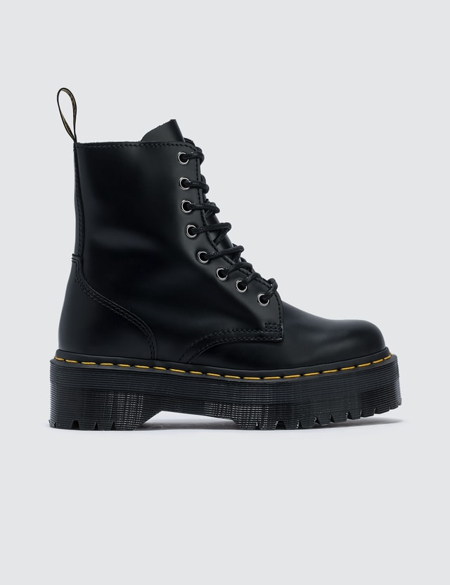 stacked heel pumps round toe