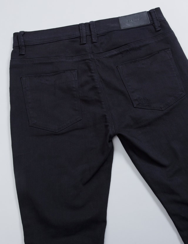 knee split jeans