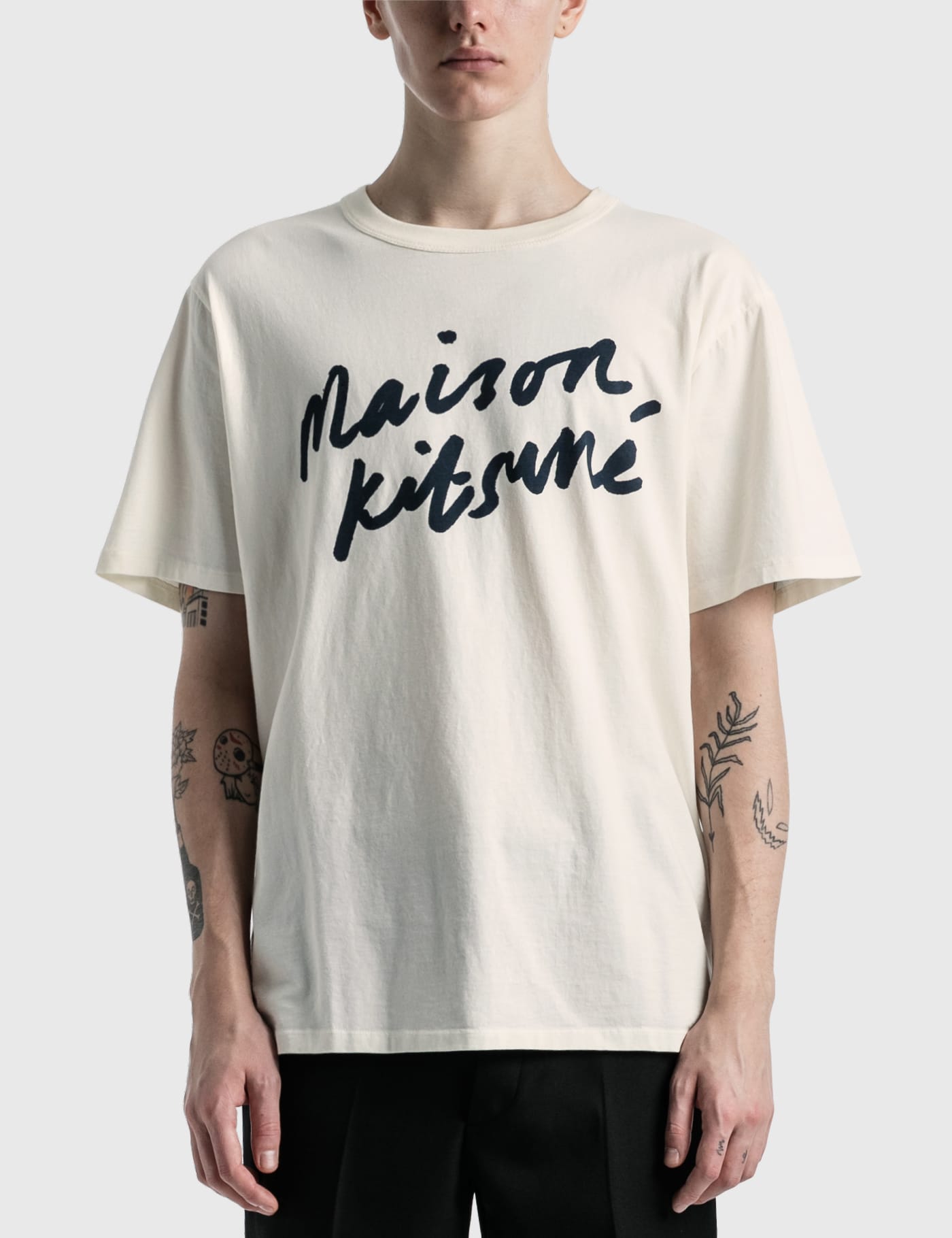 Maison Kitsune - Handwriting Classic T-shirt | HBX - Globally Curated  Fashion and Lifestyle by Hypebeast