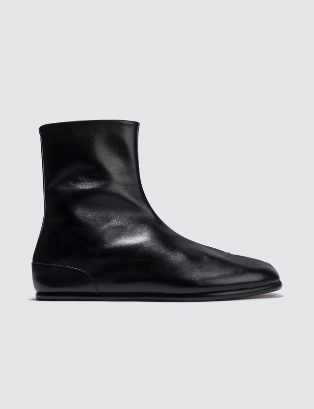 maison margiela tabi flat boots