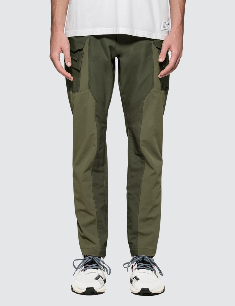 white mountaineering cargo pants