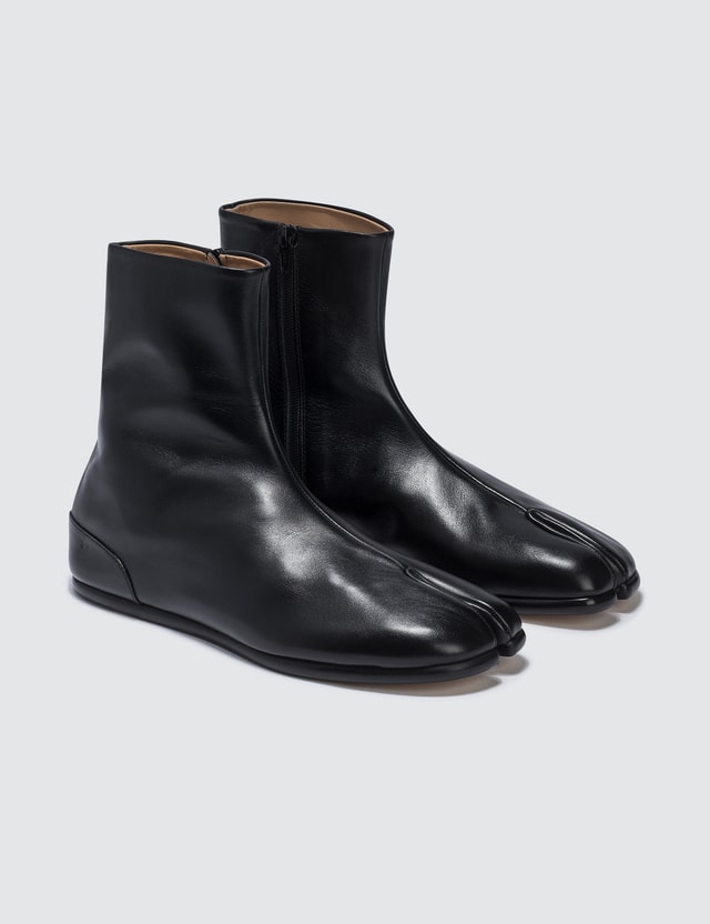 tabi flat ankle boots