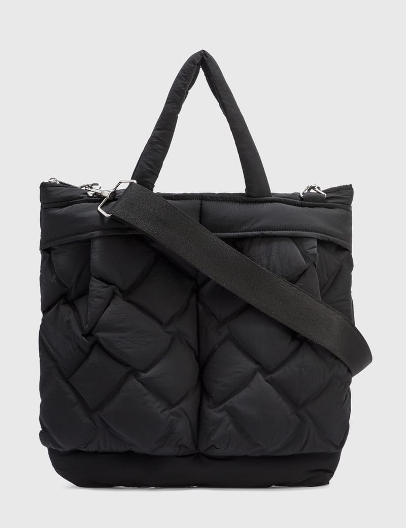 Bottega Veneta - Light Paper Nylon Puffy Tote | HBX - Globally Curated Fashion and Lifestyle by Hypebeast Bottega Veneta - Light Paper Nylon Puffy Tote | HBX - Globally Curated Fashion and Lifestyle by Hypebeast