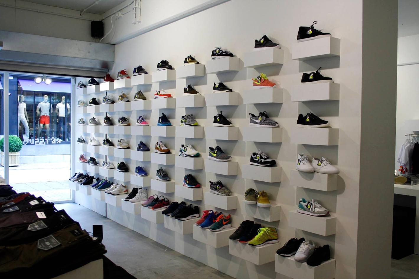 best sneaker shop
