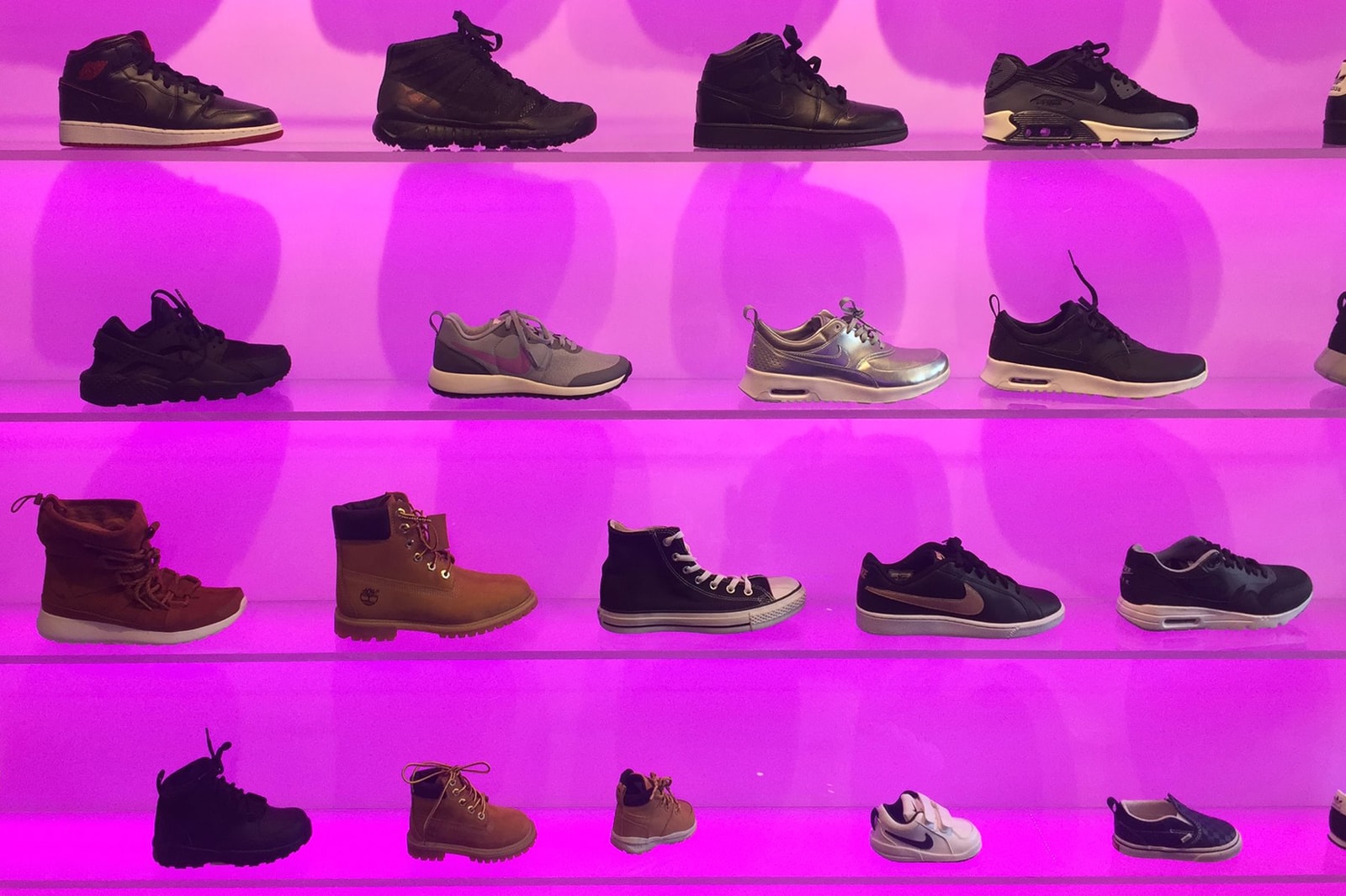 Here Are Canada S Six Best Women Sneaker Shops Hypebae
