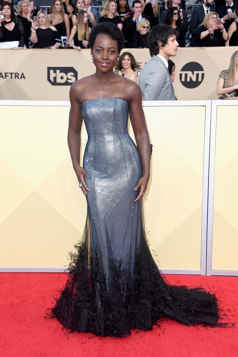 2018 SAG Awards Red Carpet Look Gala Millie Bobby Brown Nicole Kidman Lupita Nyong'o Halle Berry