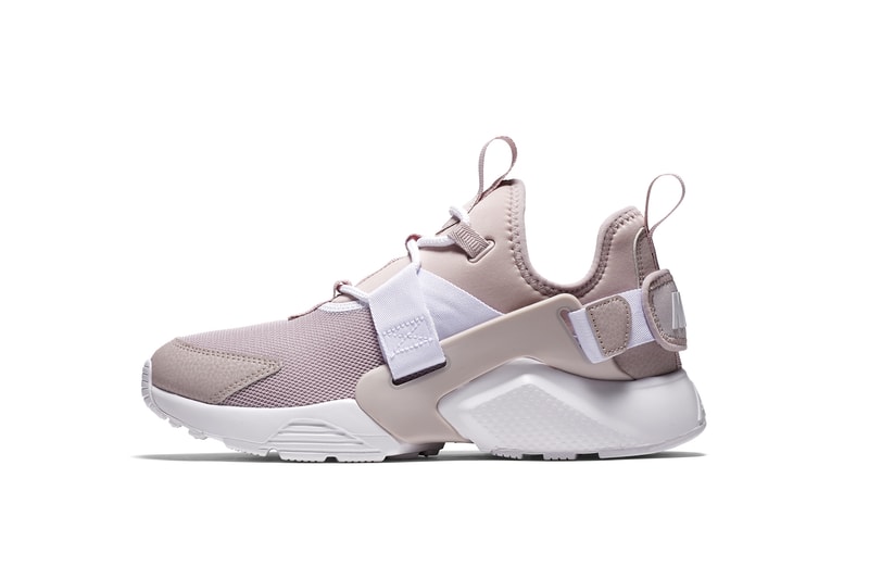 Nike Air Huarache City Low Sneaker Silhouette Shoe Khaki Particle Rose Black White Sole Retro Silhouette Street Style Shoe