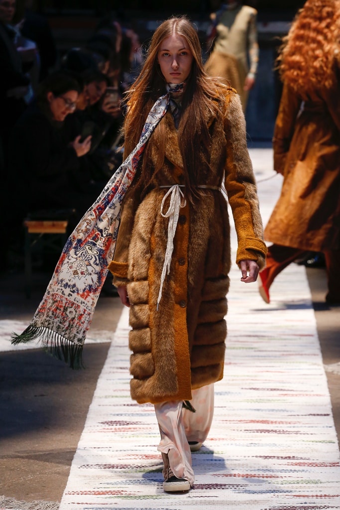 Acne Studios Fall/Winter 2018 Haute Couture Week Runway Fashion Scandinavian Stockholm Brand Tailoring Coats