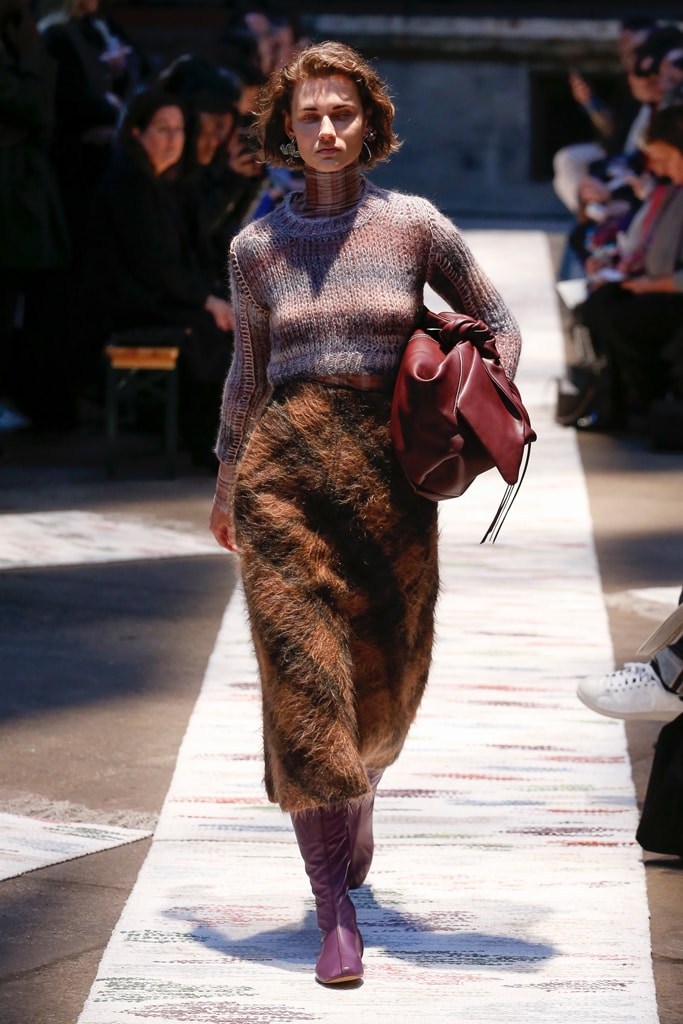 Acne Studios Fall/Winter 2018 Haute Couture Week Runway Fashion Scandinavian Stockholm Brand Tailoring Coats