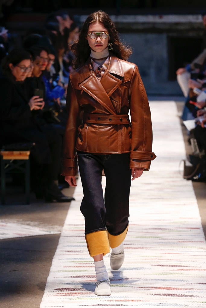 Acne Studios Fall/Winter 2018 Haute Couture Week Runway Fashion Scandinavian Stockholm Brand Tailoring Coats