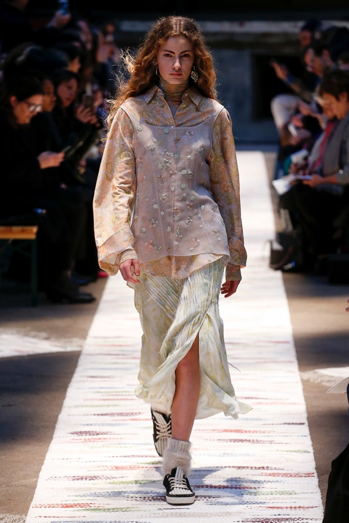 Acne Studios Fall/Winter 2018 Haute Couture Week Runway Fashion Scandinavian Stockholm Brand Tailoring Coats