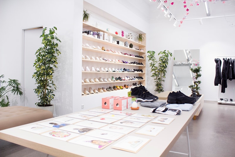 Maha amsterdam womens sneakers female footwear shopping interior sneaker store cool stores ladies girls