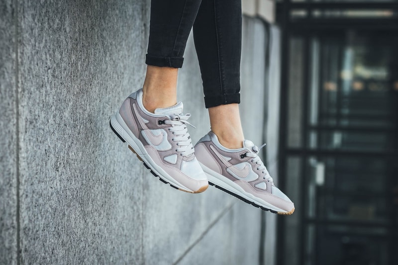 nike air span ii barely rose dark stucco triple black