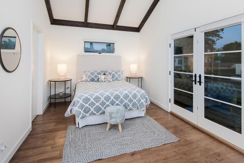Rihanna house home interior west hollywood rent stay