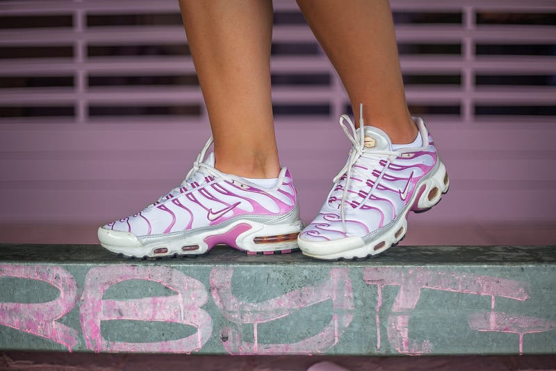 white and purple tns