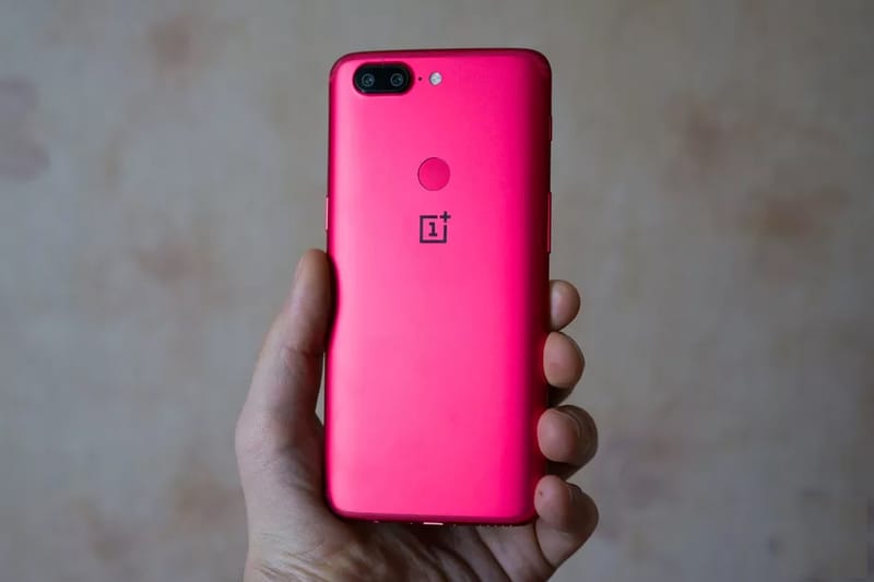 This Bright Pink Smartphone Will Be Your New Valentine