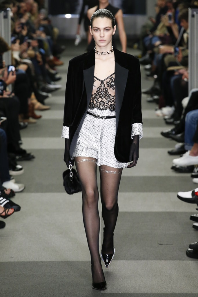 Alexander Wang Fall Winter 2018 New York Fashion Week NYFW Collection Runway Show
