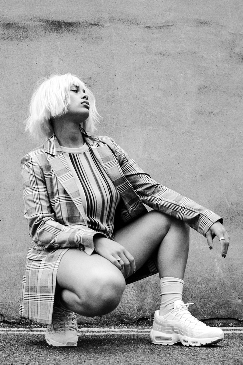 Jorja Smith brit award winner 2018 interview photoshoot editorial asos magazine 100 issue brits purple hair bob