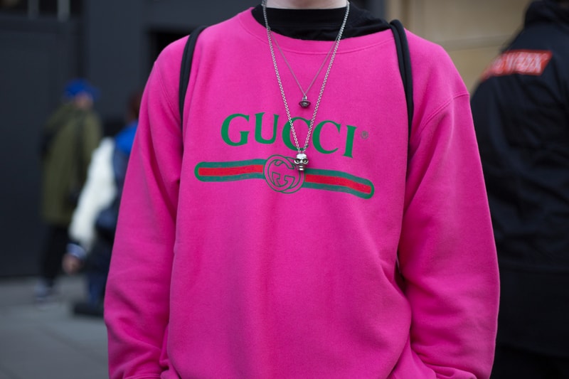 London Fashion Week LFW 2018 Streetsnaps street style off-white balenciaga triple s burberry gucci supreme louis vuitton sneakers jw anderson bags accessories