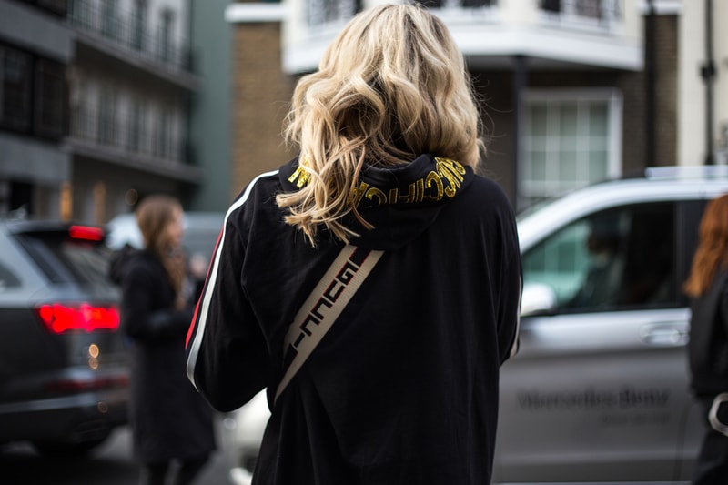 London Fashion Week LFW 2018 Streetsnaps street style off-white balenciaga triple s burberry gucci supreme louis vuitton sneakers jw anderson bags accessories