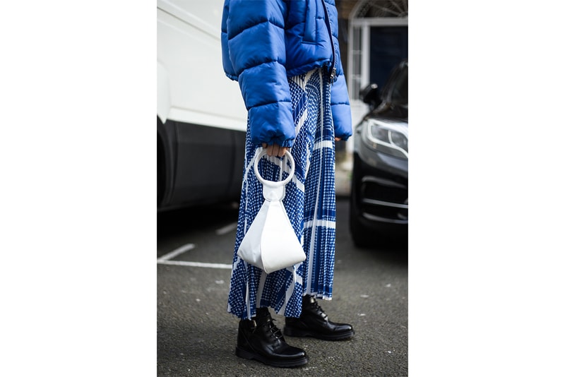 London Fashion Week LFW 2018 Streetsnaps street style off-white balenciaga triple s burberry gucci supreme louis vuitton sneakers jw anderson bags accessories