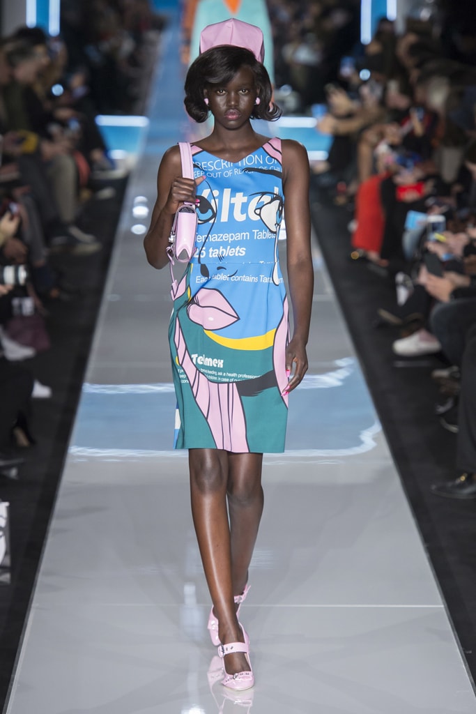 Jeremy Scott Moschino Fall/Winter 2018 MFW Show Gigi Hadid Bella Hadid Kaia Gerber Milan Fashion Week Collection Runway