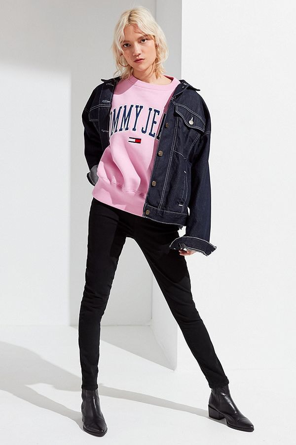 Tommy jeans hilfiger 90s millennial pastel pink logo sweatshirt womens urban outfitters