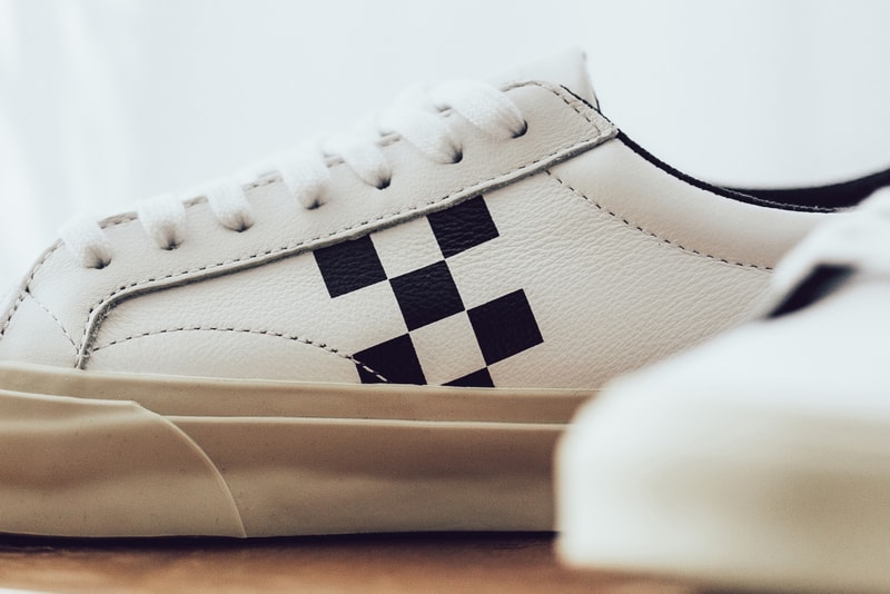 Vans Court Checkered True White Black