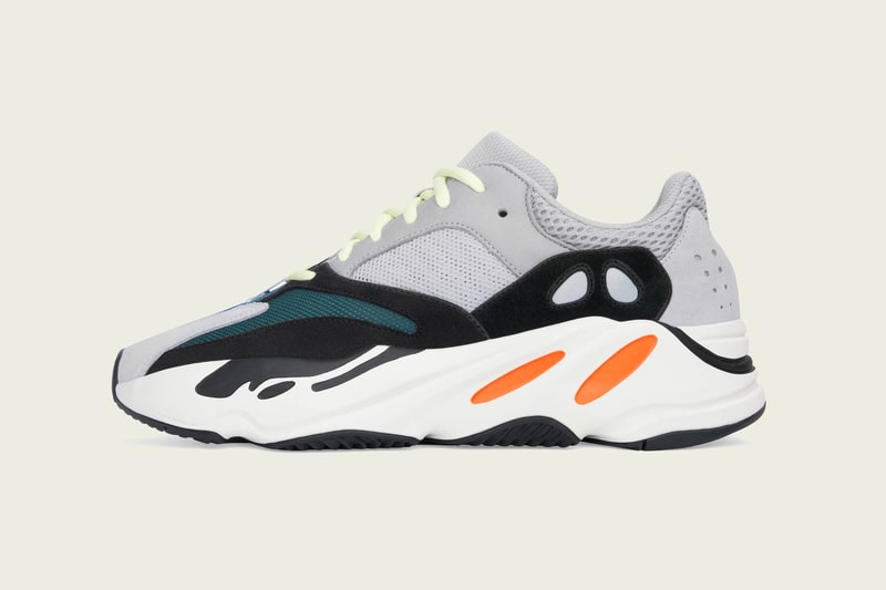 adidas YEEZY BOOST 700 Multi Solid Grey Chalk White Core Black