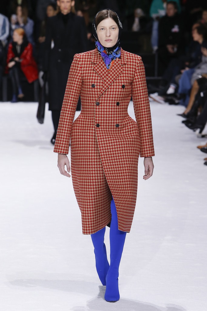 Balenciaga Fall/Winter 2018 Paris Fashion Week Demna Gvasalia Menswear Women's Wear Runway Show Layer Charity Donation Collection