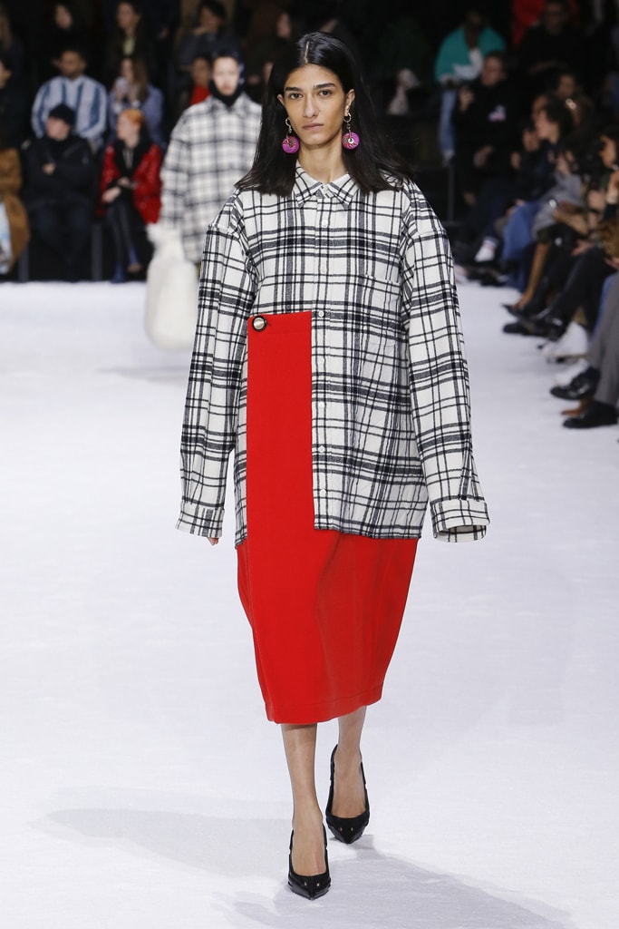 Balenciaga Fall/Winter 2018 Paris Fashion Week Demna Gvasalia Menswear Women's Wear Runway Show Layer Charity Donation Collection
