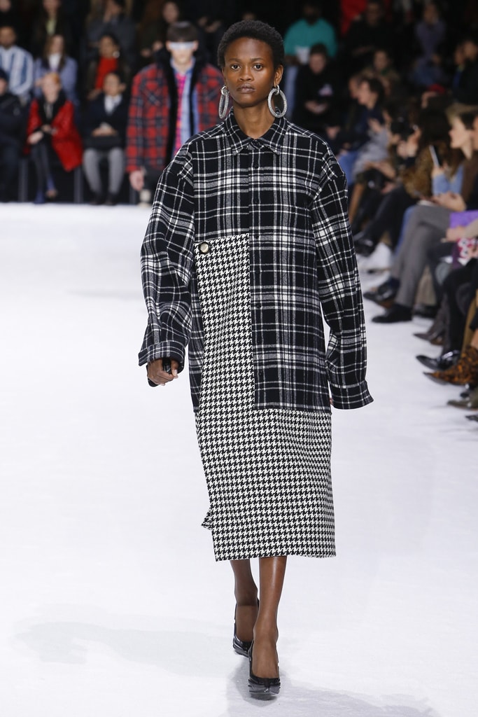 Balenciaga Fall/Winter 2018 Paris Fashion Week Demna Gvasalia Menswear Women's Wear Runway Show Layer Charity Donation Collection