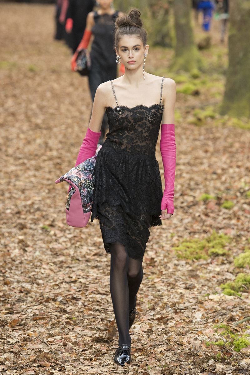 Chanel Fall Winter 2018 Paris Fashion Week Show Collection Kaia Gerber