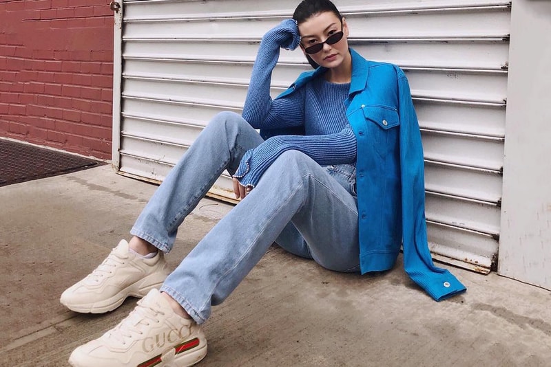 Get the HYPEBAE Look How to Wear Denim Blue Outfit Inspiration Mom Jeans Sneakers Nike Monarchs