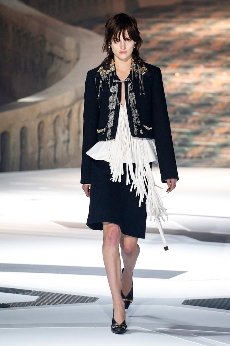 Louis Vuitton Nicolas Ghesquière Fall Winter 2018 Paris Fashion Week Show Collection