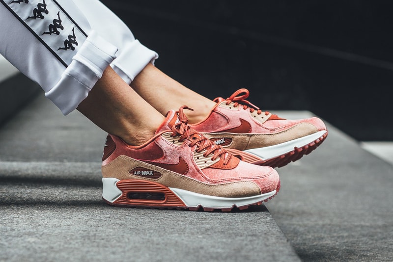 Nike Air Max 90 Dusty Peach Bio Biege Velvet Suede Leather Pink Orange Coral