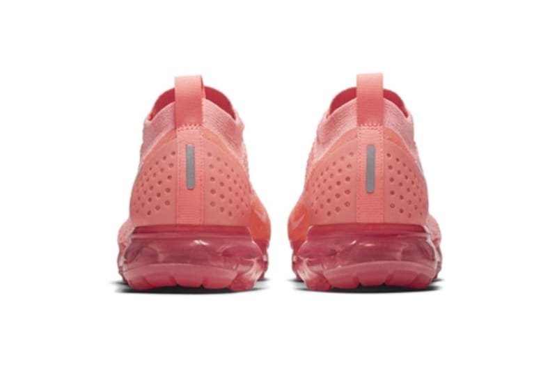 coral vapormax