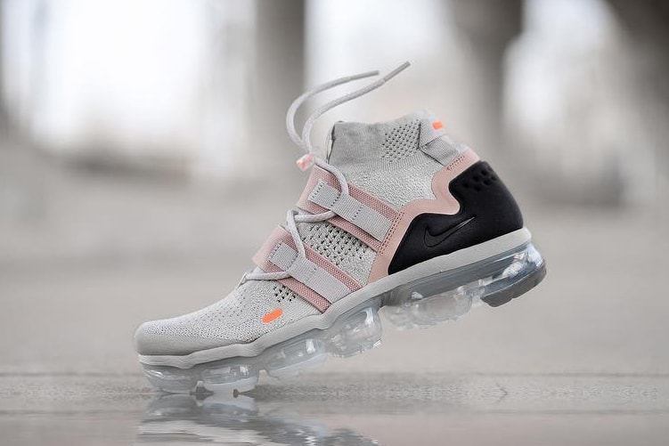 Nike Air VaporMax Utility Light Bone Summit White Pink Black