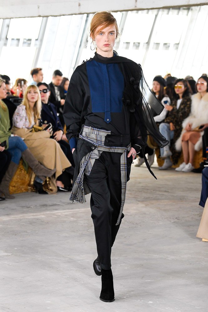 Sacai Fall Winter 2018 Paris Fashion Week Show Collection Blouse Trousers Black Blue