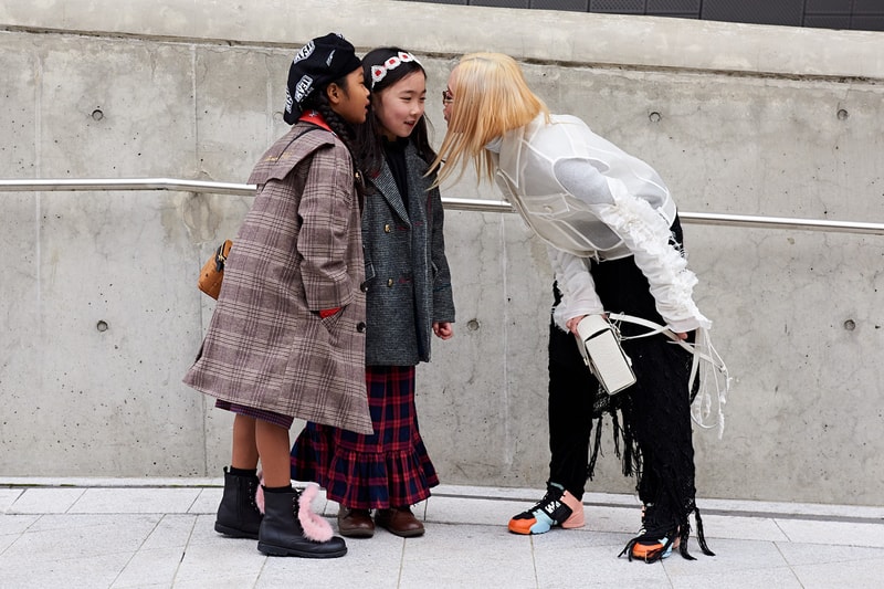 seoul fashion week street style nike virgil abloh air jordan 1 gucci balenciaga kappa