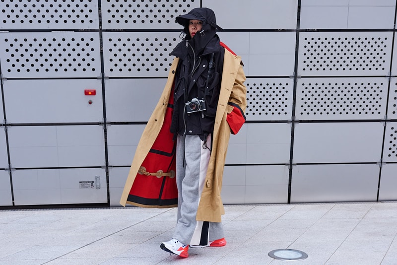 Seoul Fashion Week Fall/Winter 2018 Street Style Streetsnaps Women Streetwear Dior Off-White Nike Air Max 270 ACG Burberry