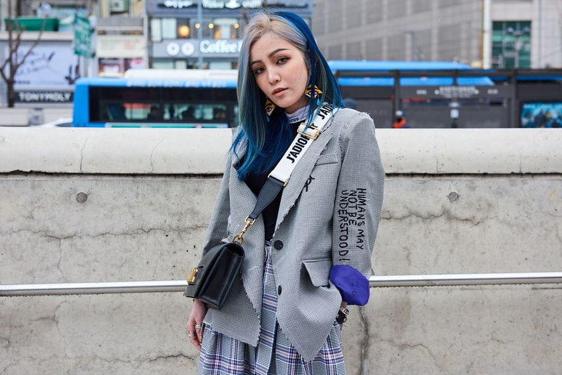 Seoul Fashion Week Fall/Winter 2018 Street Style Streetsnaps Women Streetwear Dior Off-White Nike Air Max 270 ACG Burberry
