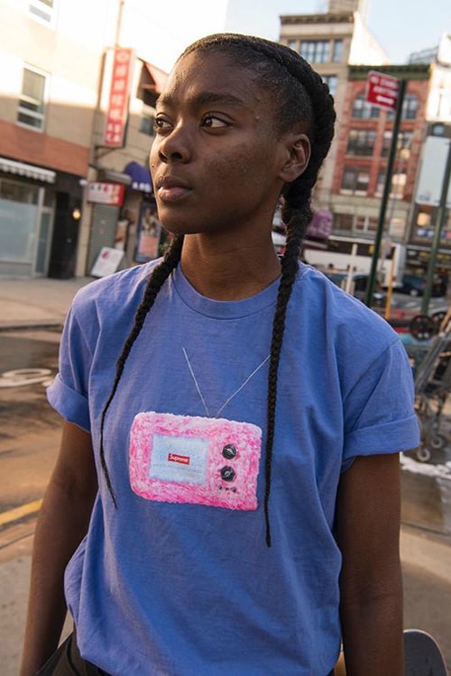 Supreme Spring/Summer 2018 T-Shirt Purple Pink