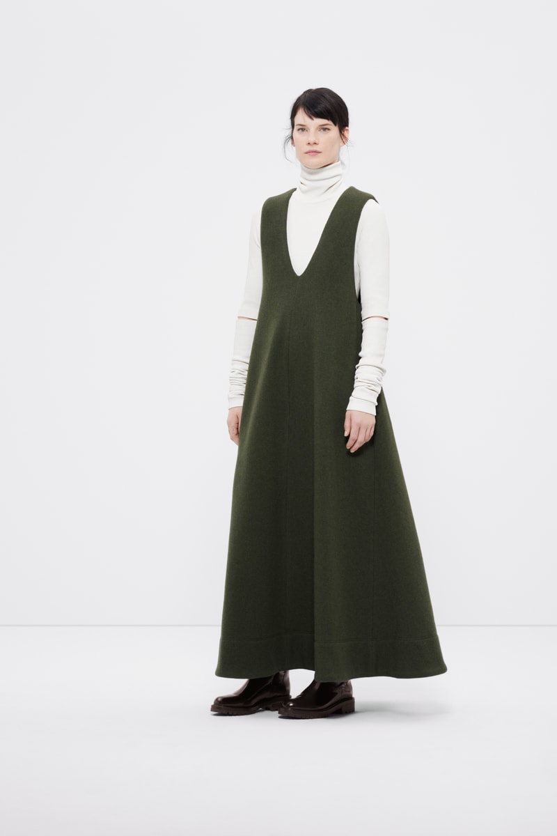 COS Fall/Winter 2018 Minimalist Fashion Lookbook Basics Minimal Simple Scandinavian Style